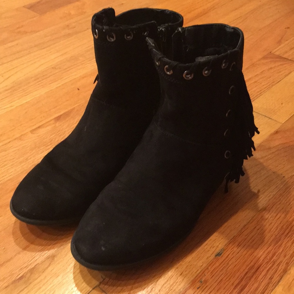 Black Justice ankle heel boots